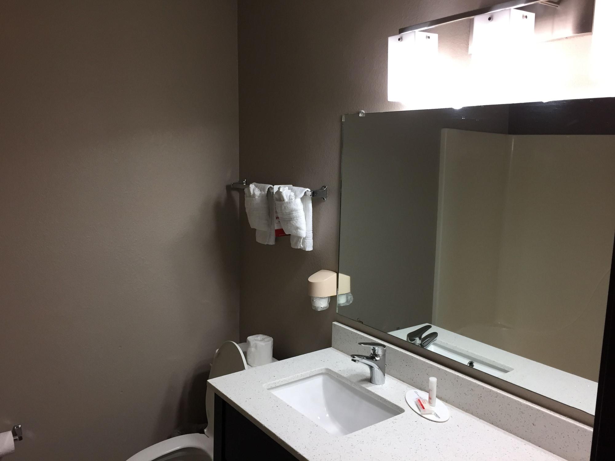 Мотель Super 8 By Wyndham Bedford Dfw Airport West Экстерьер фото