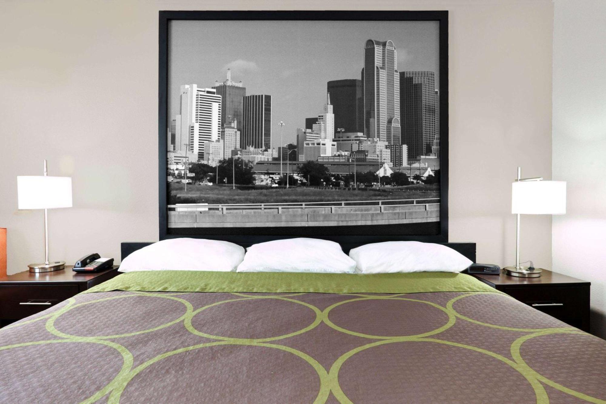 Мотель Super 8 By Wyndham Bedford Dfw Airport West Экстерьер фото