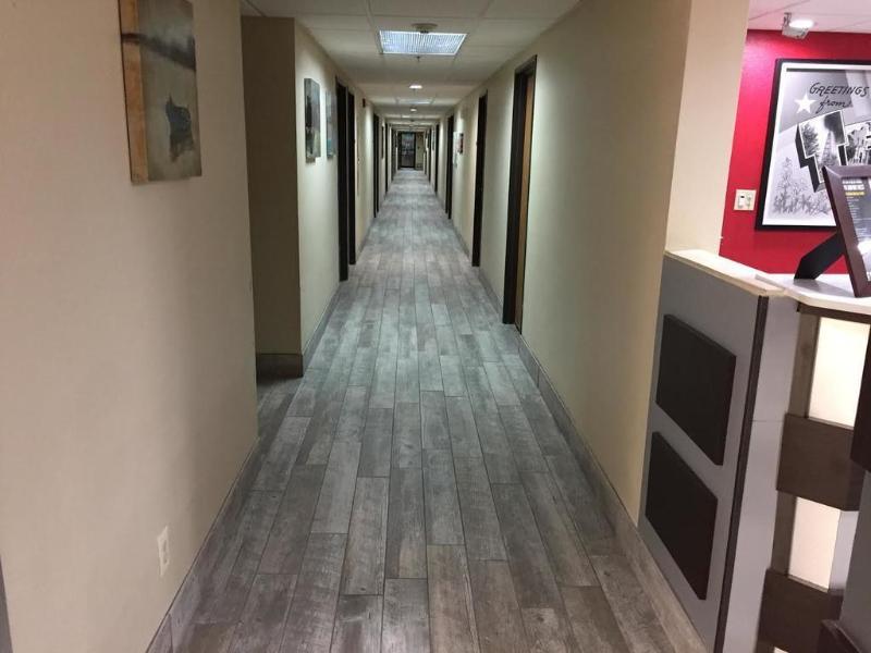 Мотель Super 8 By Wyndham Bedford Dfw Airport West Экстерьер фото