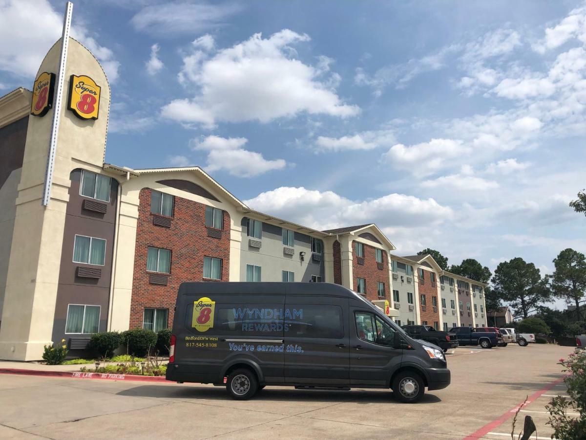 Мотель Super 8 By Wyndham Bedford Dfw Airport West Экстерьер фото